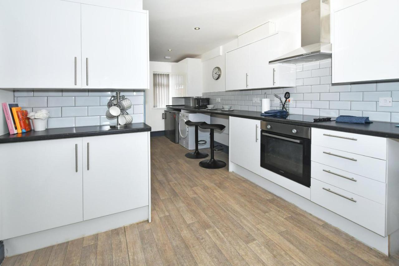 Townhouse @ Chiltern Place Newcastle Under Lyme Silverdale  Extérieur photo