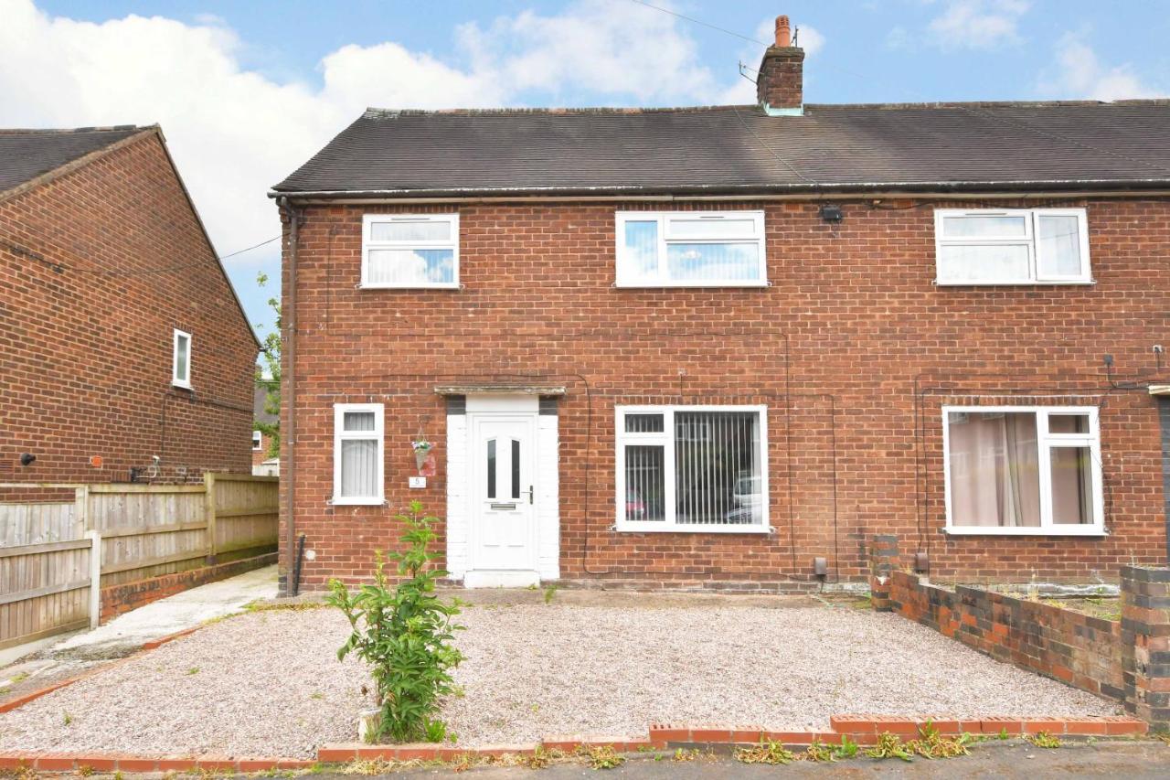 Townhouse @ Chiltern Place Newcastle Under Lyme Silverdale  Extérieur photo