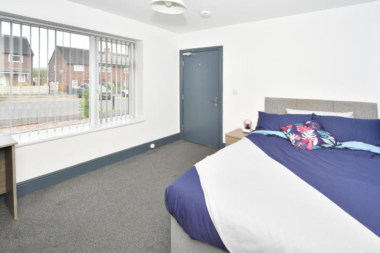 Townhouse @ Chiltern Place Newcastle Under Lyme Silverdale  Extérieur photo