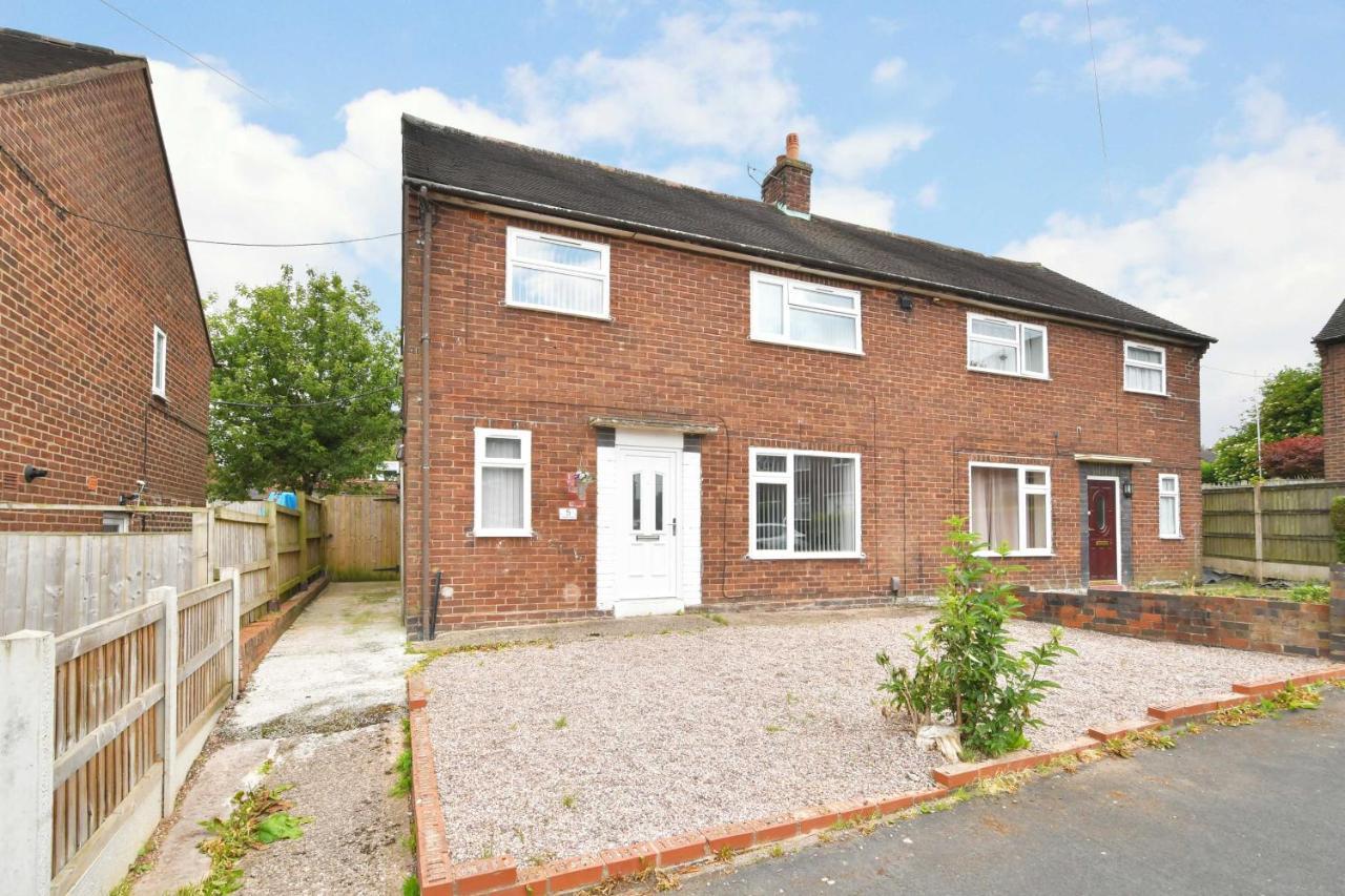 Townhouse @ Chiltern Place Newcastle Under Lyme Silverdale  Extérieur photo